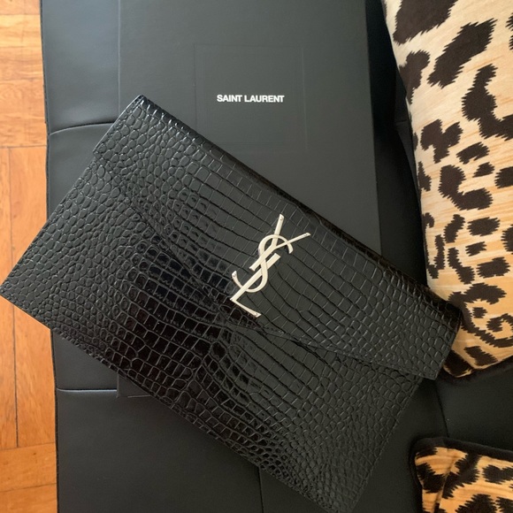 SOLD - YSL UPTOWN POUCH SHINY CROCODILE LEATHER - Picture 2 of 5
